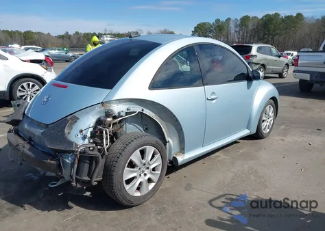 2009 Volkswagen New Beetle 2.5L z USA, uszkodzony, nr VIN 3VWPW31C49M507563